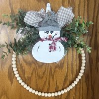 Bead Wreath with 13 Inserts